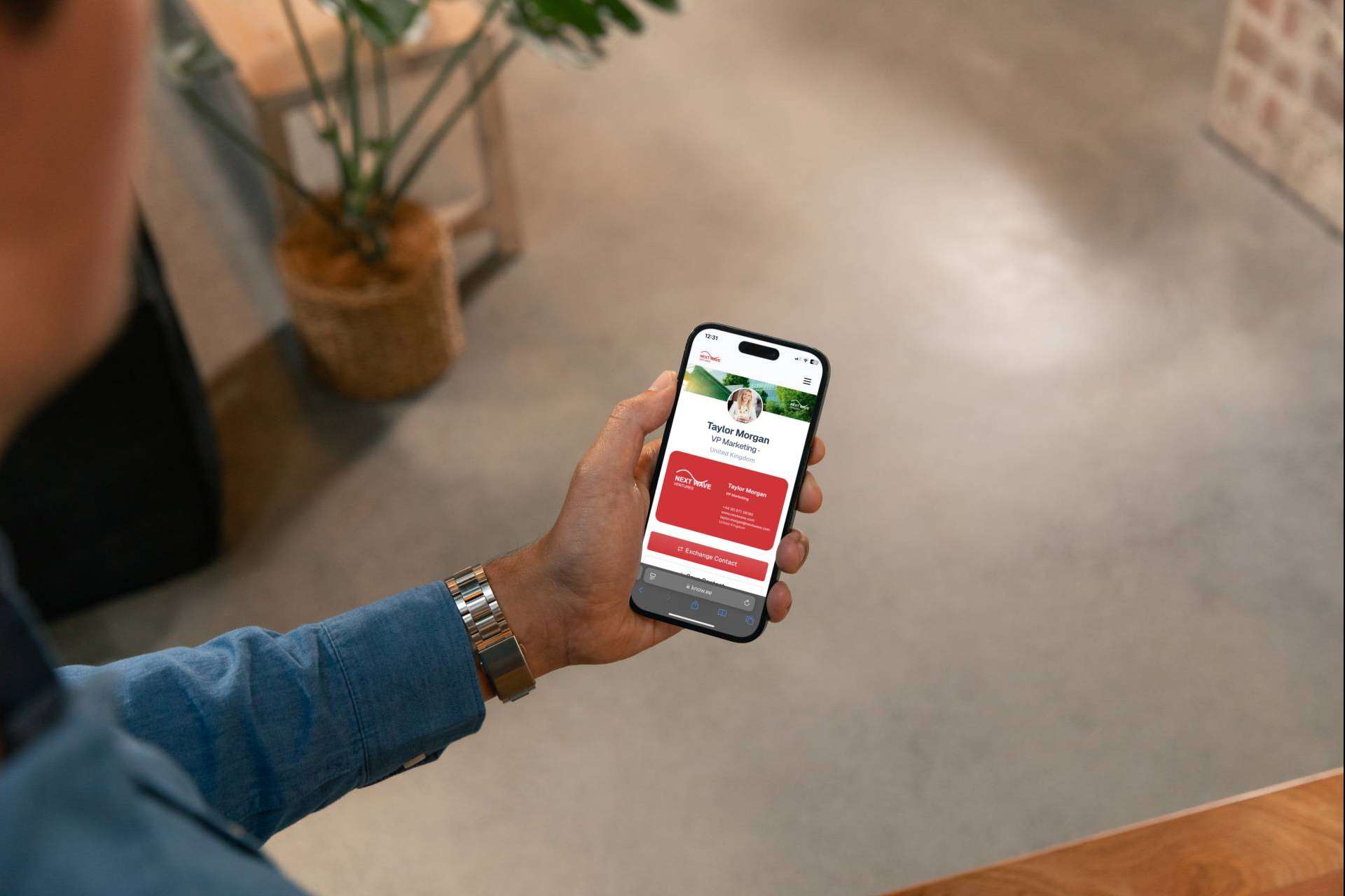 Knowee helps to capture more leads at events and conferences