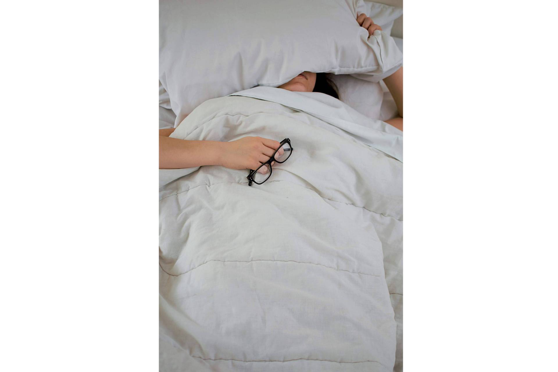 Why Morning Stiffness? Isn’t Just About Age? A Holistic Approach to Restoring Mobility and Vital Energy